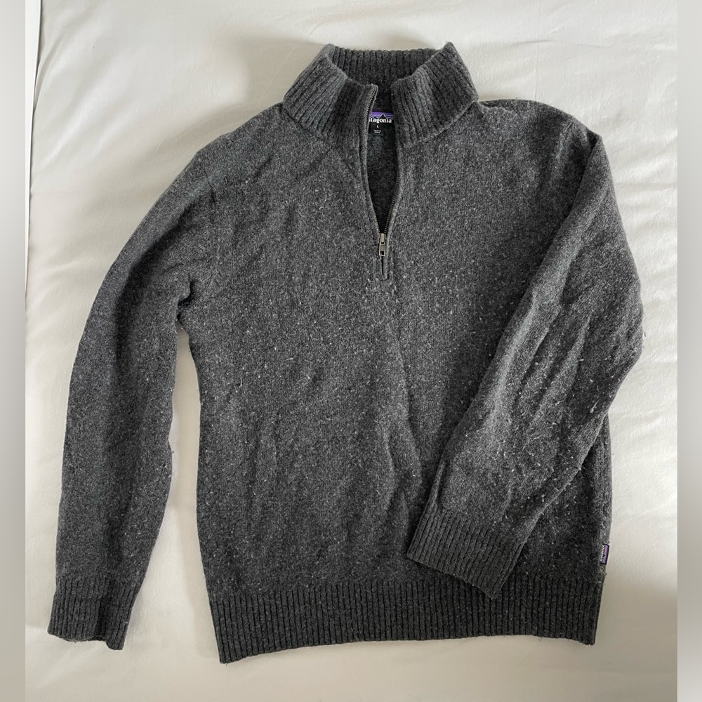 Patagonia Men's Charcoal Zip-Up Sweater